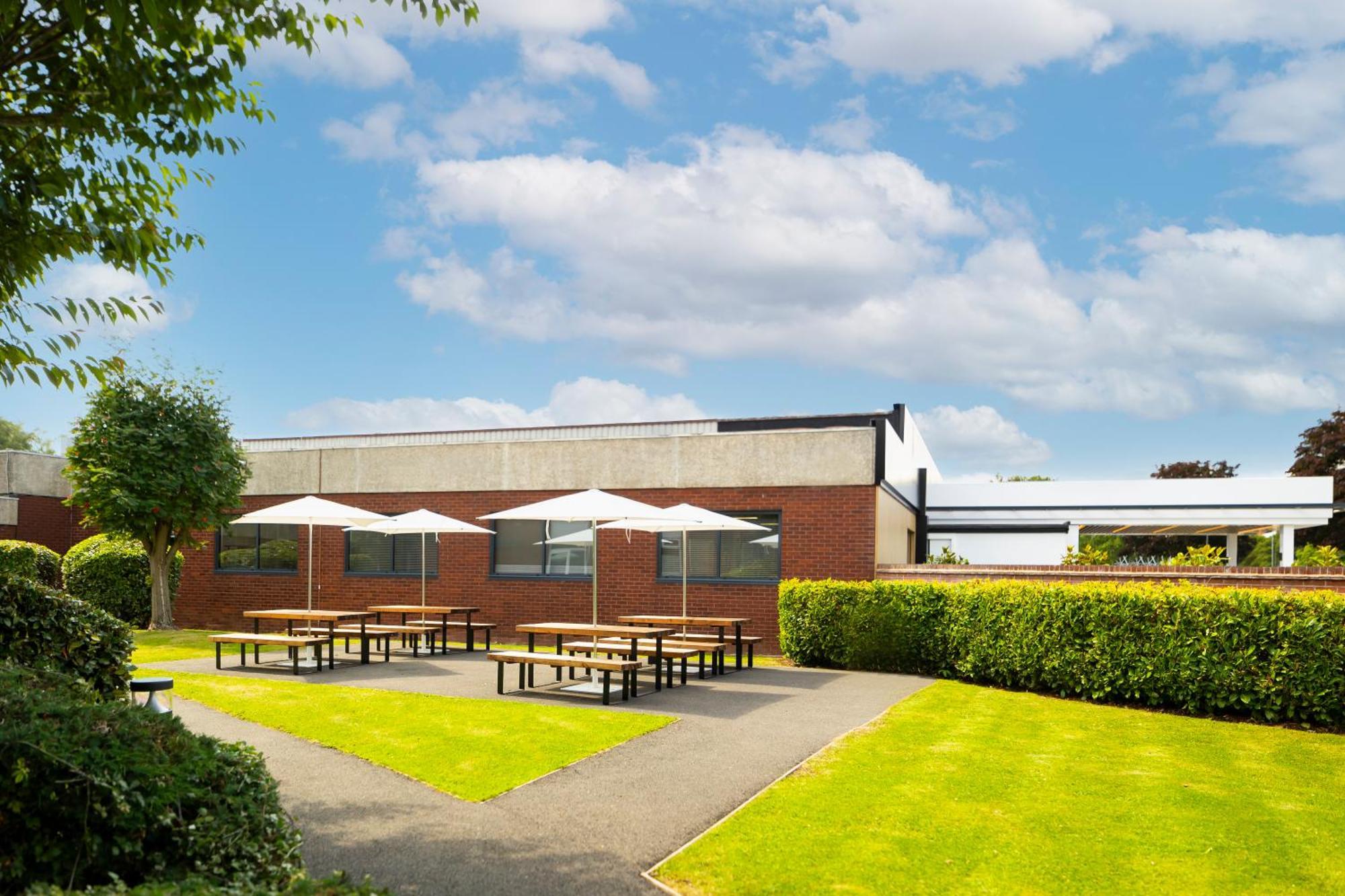 Holiday Inn Coventry M6, J2 By Ihg Extérieur photo